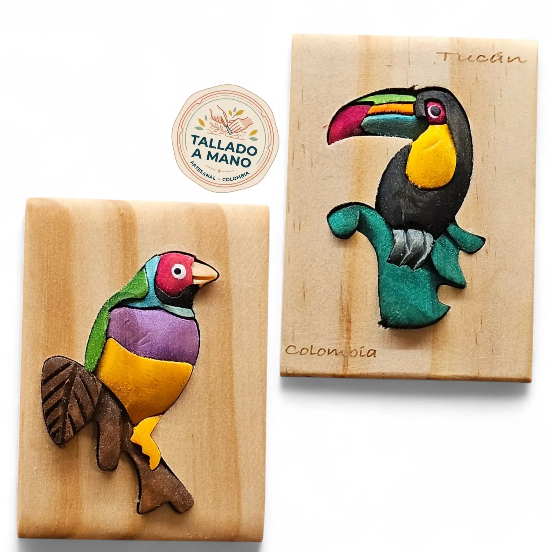 Set x 2 Imán Nevera Tallado a Mano en Madera (Souvenir) Pi4