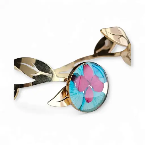 Brazalete Artesanal Flor Natural Dorado
